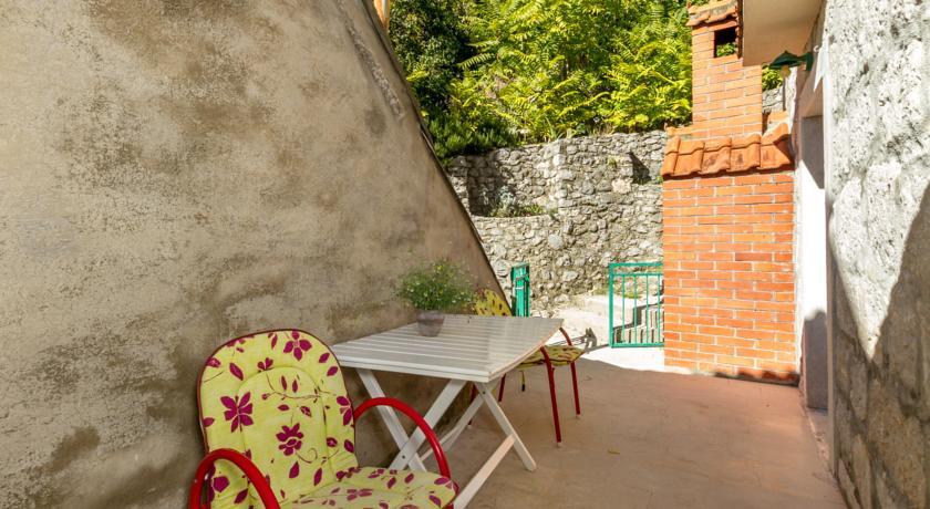 Apartment Old Stone House Lokva Rogoznica Kamer foto